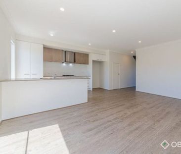 Parkside in Prime Location! - Photo 3