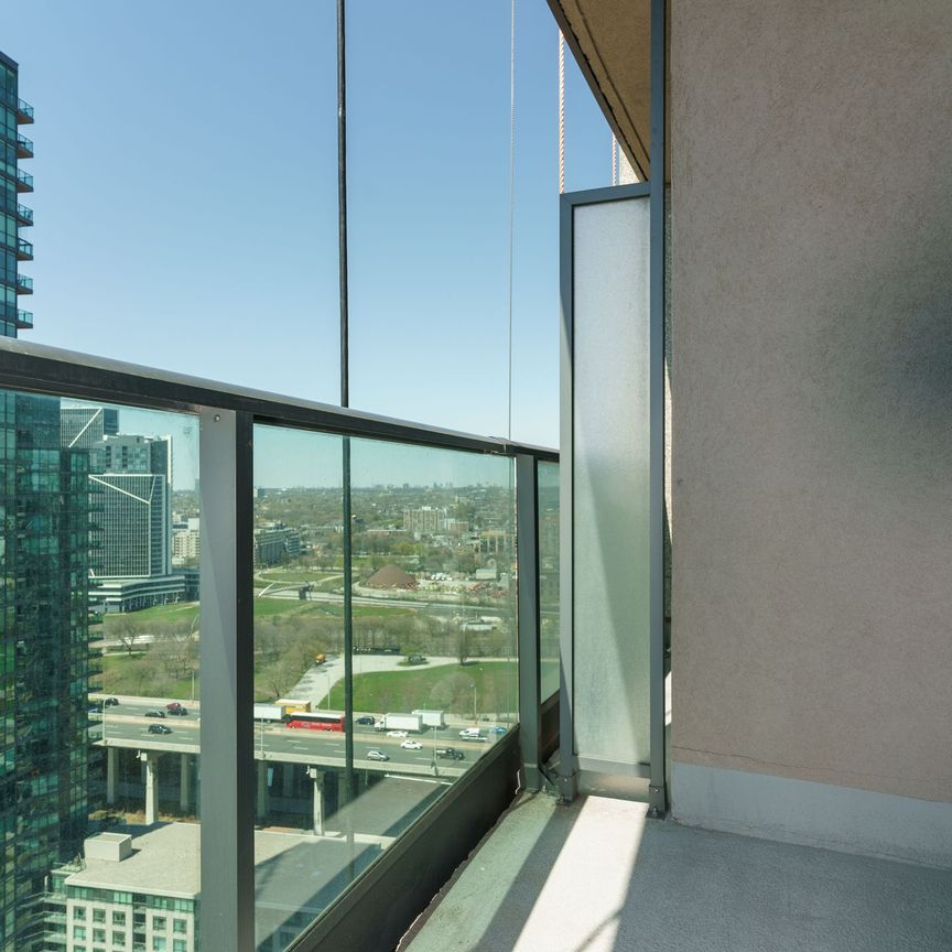 For Lease - 215 Fort York Boulevard Unit# 2707, Toronto, Ontario - Photo 1