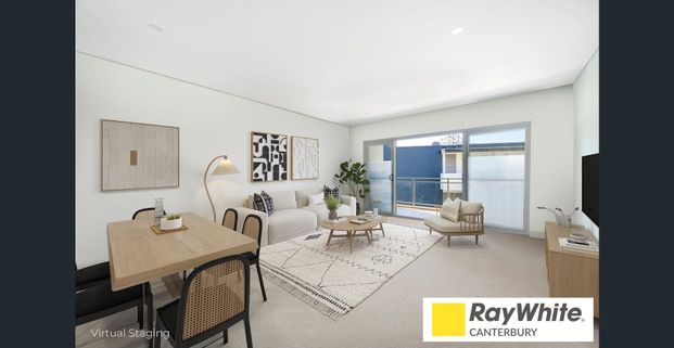 Modern, Light-Filled Two-Bedroom Apartment - Photo 1