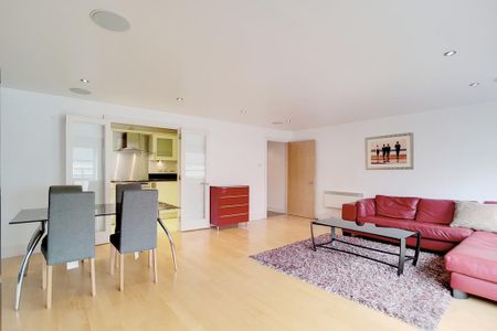 2 bedroom apartment to rent - Photo 2