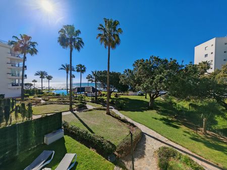 Middle Floor Apartment in Mijas Costa - Photo 5