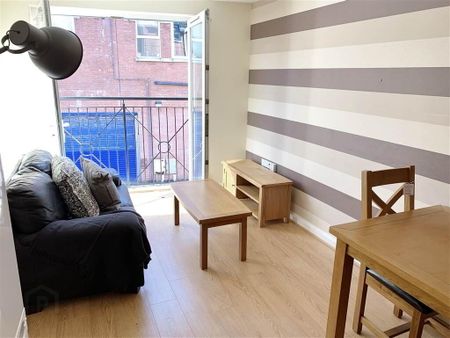 Apartment 12 202-206 Albertbridge Road, Belfast, BT5 4GY - Photo 2