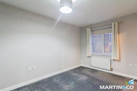 4 bedroom townhouse to rent - Photo 2