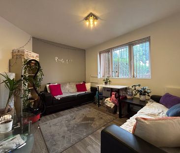 Middleton Boulevard, Nottingham - Photo 1