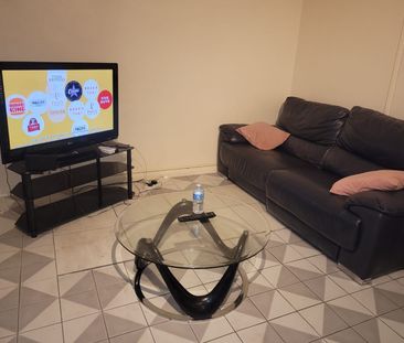 1 Bed Flat, Mona Road, SE15 - Photo 1