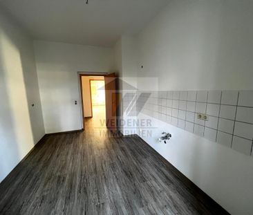 Neuer Boden, Wanne, Dusche, Aufzug und Balkon! Geräumige 2 Raum Woh... - Photo 4