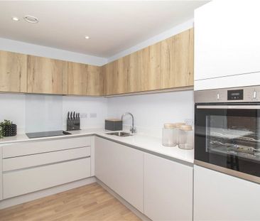 First Floor two double bedroom apartment with lift access in a mode... - Photo 3