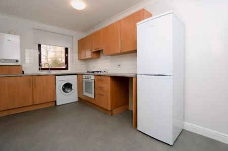 2Bedrooms, 1Bathrooms - Photo 3