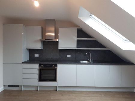 1 bedroom flat to rent - Photo 2