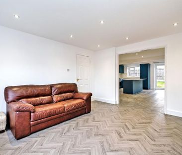 3 bedroom detached house to rent - Photo 2