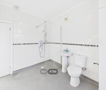 2 bedroom property to rent - Photo 3