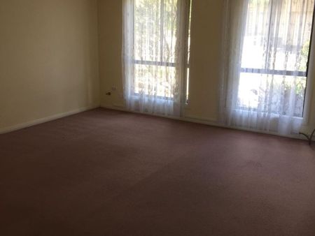 Massive House Size Townhouse - Photo 3