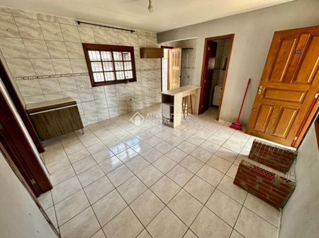 Apartamento com 2 quartos e 42m² para alugar em Barnabé, Gravataí. - Foto 2