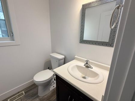 For Lease - 1330 Lawson Road, London North, Ontario - Photo 5