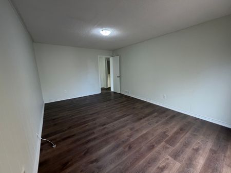 For Lease - 15 Abigail Place, Toronto, Ontario - Photo 3