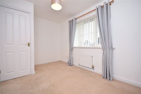 16, Blayds Garth, Woodlesford, Leeds, West Yorkshire, LS26 8WN - Photo 5