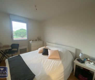 Location Appartement 3 pièces 65m² LAVAUR 81500 - Photo 4
