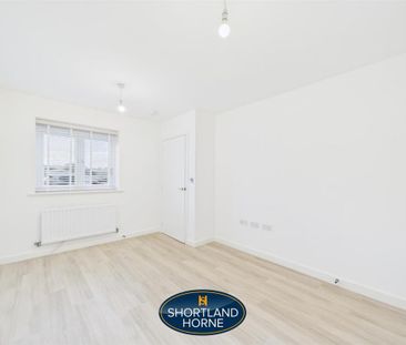 2 bedroom semi-detached house to rent - Photo 6