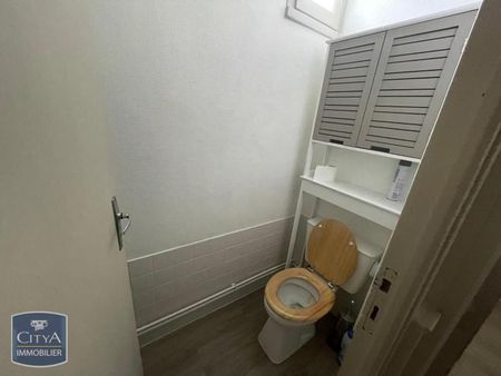 Location Maison 4 pièces 92m² FONTAINE LE COMTE 86240 - Photo 4