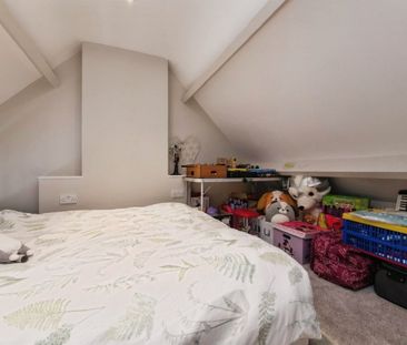 West Street, AXMINSTER - Photo 3