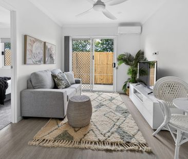 Brand New- Modern, Fully Furnished Apartment – All Bills Included! - Photo 3