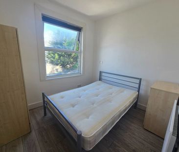 1 Bed Flat, Kent House Road, SE26 - Photo 4