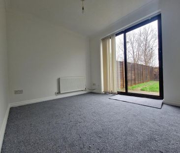 2 bedroom house to rent - Photo 2