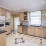 5 bedroom terraced house to rent - Photo 1