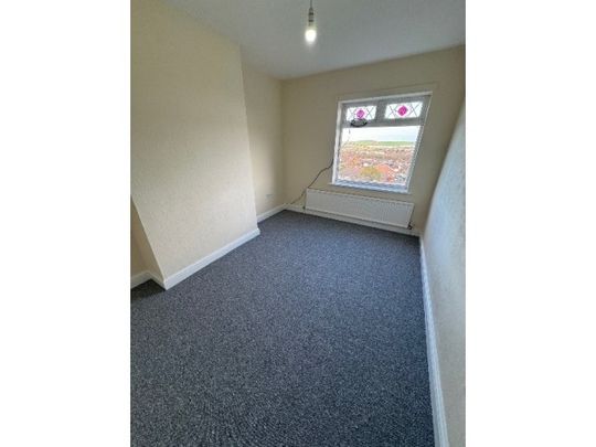 3 bed Semi Detached, - Photo 1