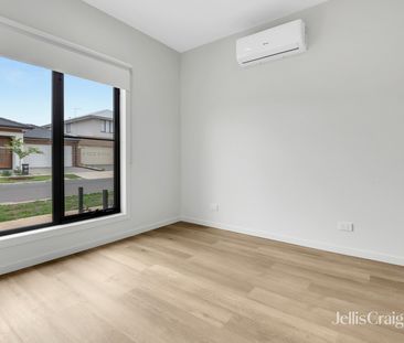 48 Fritelli Circuit, Wyndham Vale VIC 3024 - House For Rent | Domain - Photo 2