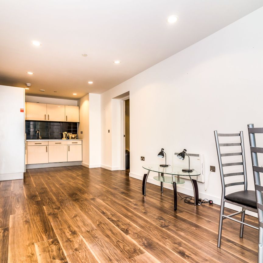 2 bedroom apartment to rent Number One, Pink, Salford, M50 - Photo 1