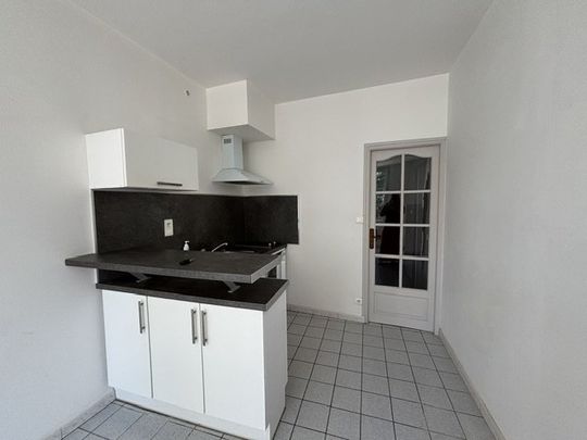Location Appartement 2 pièces 35m² ANGOULEME 16000 - Photo 1