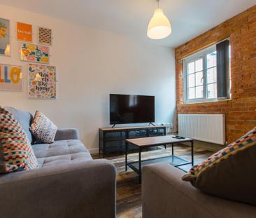 1 bedroom in a house share to rent - Photo 1