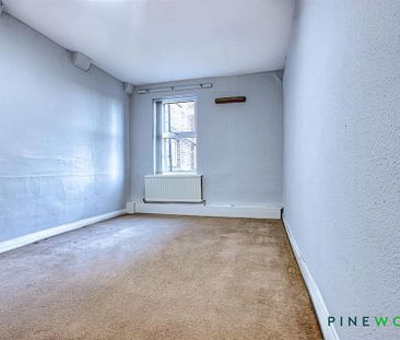 3 bedroom apartment to rent - Photo 5