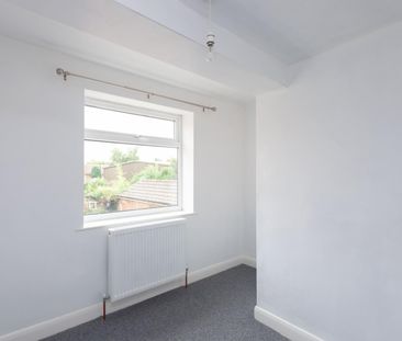 Long Street, Easingwold, York YO61 - Photo 2