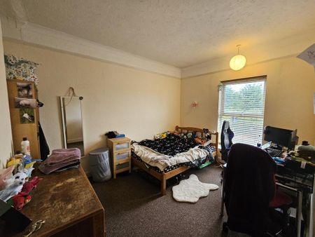 5 bedroom terraced house to rent - Photo 4