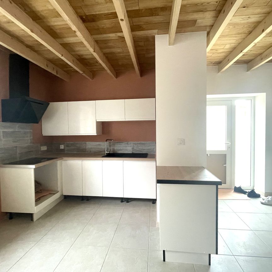 Location Maison 4 pièces 76m² ST RAMBERT D ALBON 26140 - Photo 1