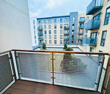 2 bedroom apartment to rent - Photo 3