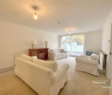 4 bedroom semi-detached house to rent - Photo 2
