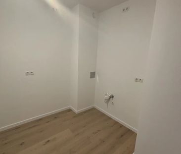 Generalsanierte 1-Zimmer Wohnung mit neuer Küche ab Dezember 24 in ... - Foto 4