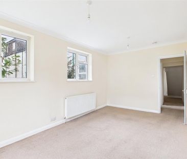 3 bedroom apartment to rent - Photo 5