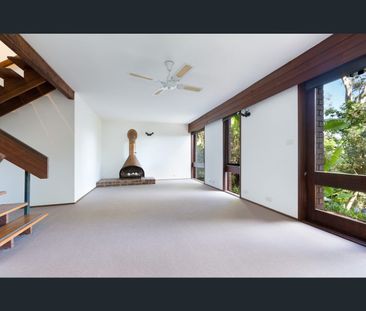 34 Hilltop Road, Avalon Beach, NSW 2107 - Photo 2