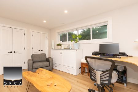 542 Dollarton Highway N, North Vancouver (Ground Level Suite) - Photo 4