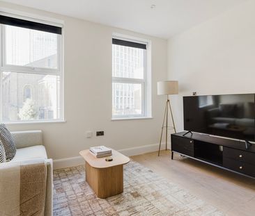 South Lambeth Road - Photo 1