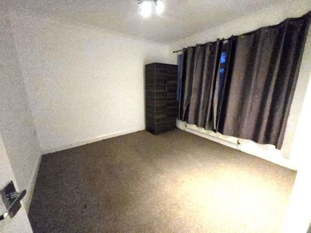 2 bedroom maisonette to rent - Photo 2