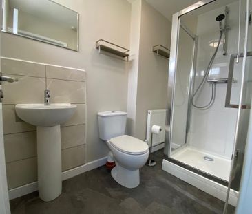 2 bedroom apartment to rent - Photo 3