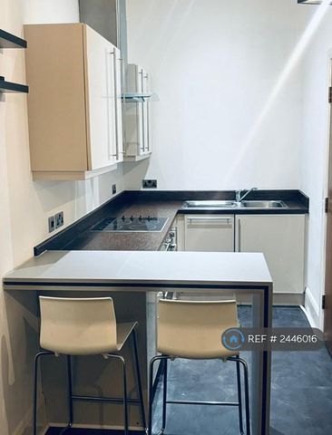 1 bedroom flat to rent - Photo 5