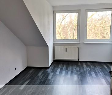 Gemütliche 3-Raum Dachgeschosswohnung in Oberhausen-Lirich - Foto 2