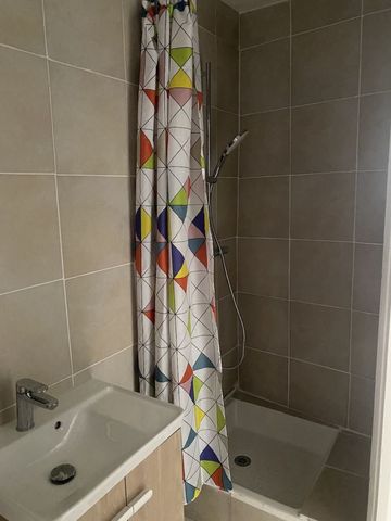 Location Appartement 1 pièce 16m² ALBI 81000 - Photo 2