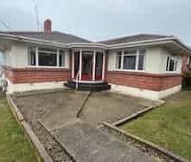 South Hill - 3 bedroom With Views - Photo 5